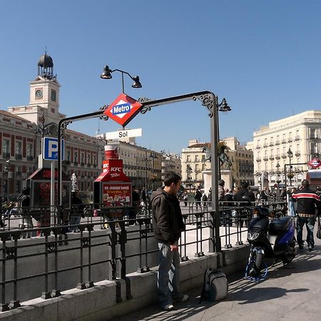 M&F Apartments Sol Madrid Luaran gambar