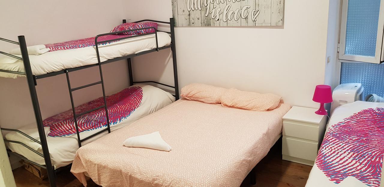 M&F Apartments Sol Madrid Luaran gambar