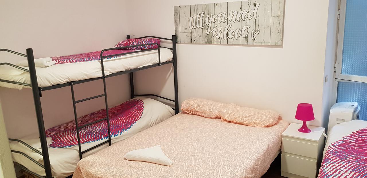 M&F Apartments Sol Madrid Luaran gambar